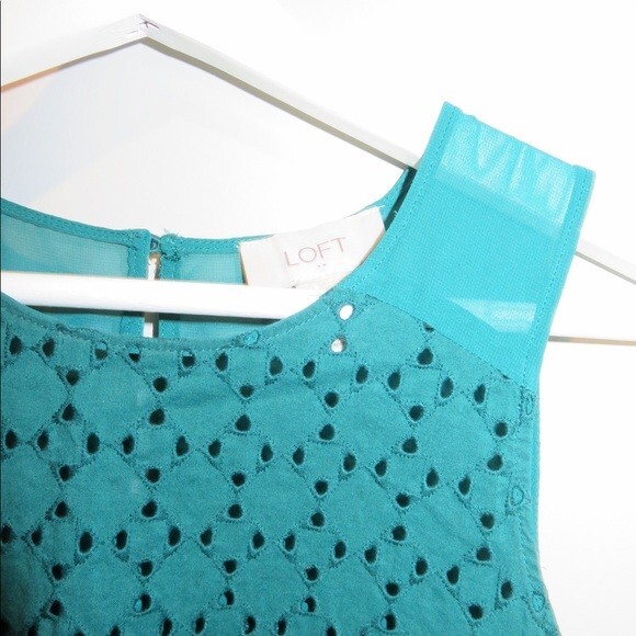 Loft Green Tank Top Jade Eyelet Lace Sleeveless Mesh Keyhole Womens XS - Picture 3 of 6